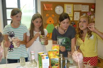 Wir mixen leckere Cocktails 4