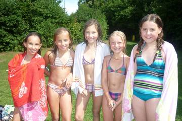 Gemeinsam zum Schwimmen 2